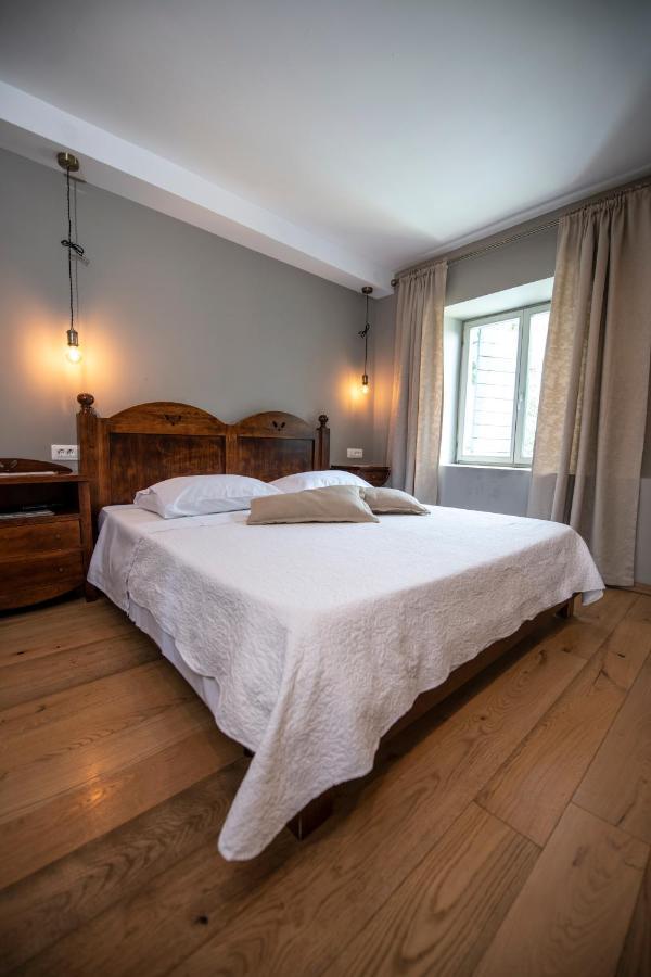 Villa Lav Bale Eksteriør billede